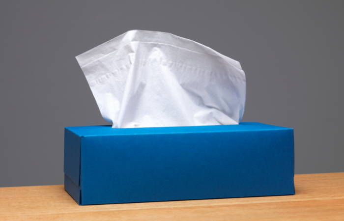 Tissue dispenser